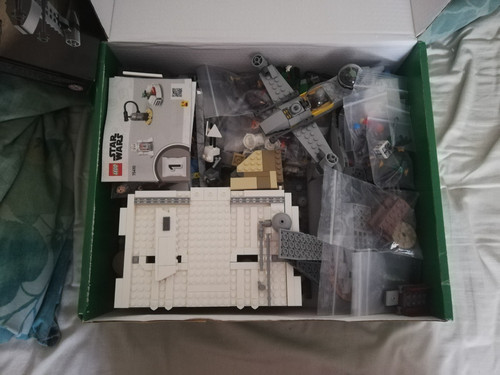 Massive lot lego - of,