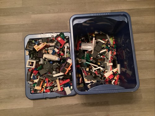 Lego approximately 2kg mixed - 2kg,
