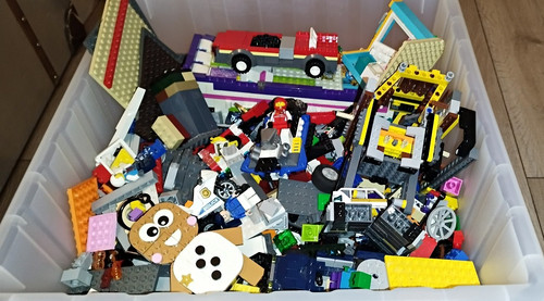 Lego bulk lot multicolour - bulk,