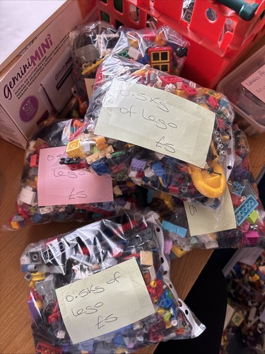 5kg mixed lego - 0.5kg, of