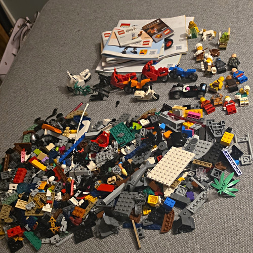 Lego bulk lot mixed - bulk,