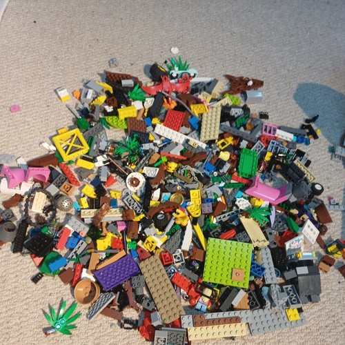 1kg bundle loose lego 80 - 1kg, of