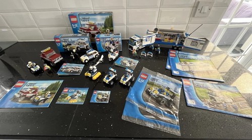 Lego police massive - police,